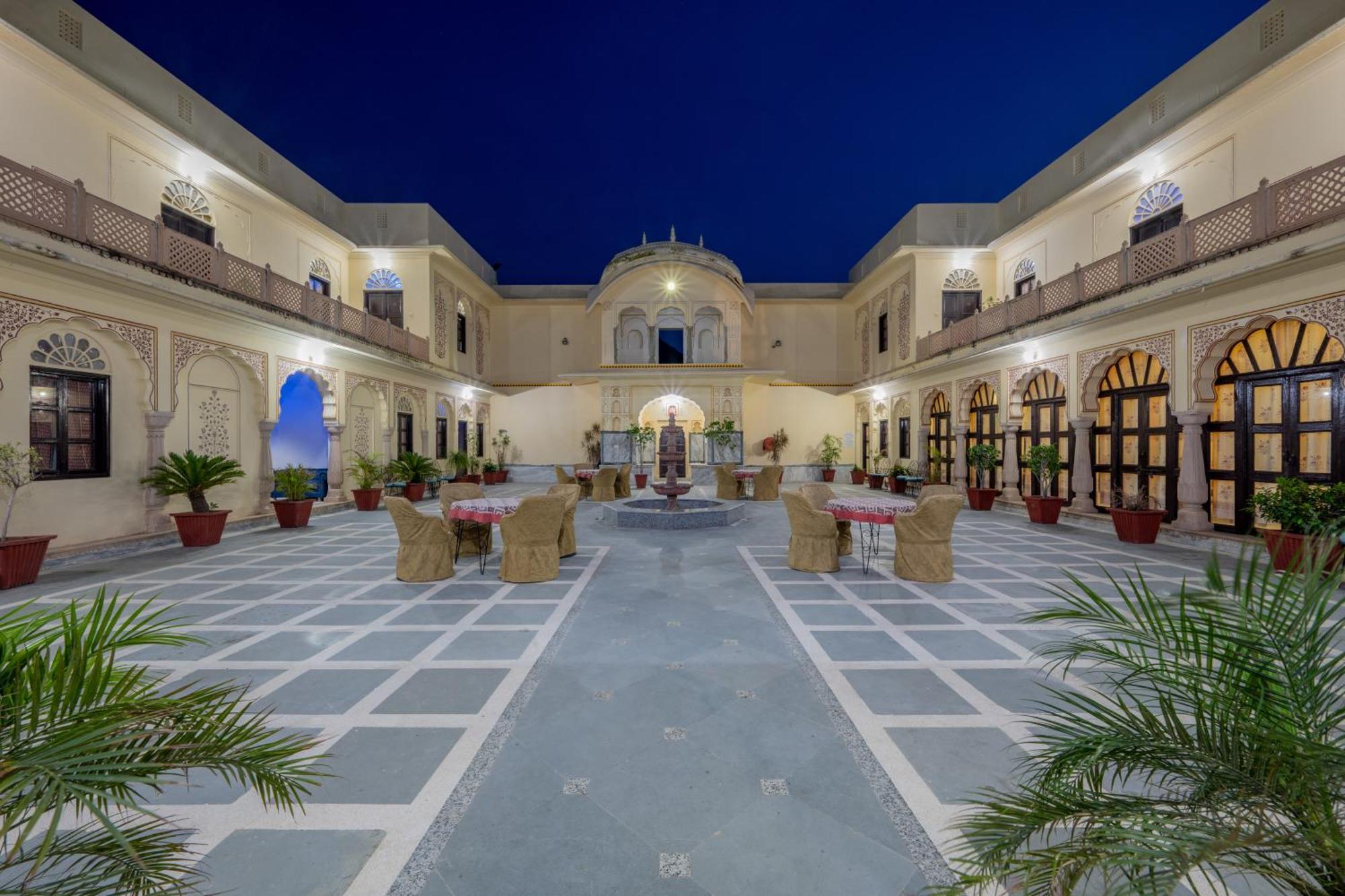 Dhulagarh Heritage Palace Hotel Near Jaipur Bānskhoh Exterior photo
