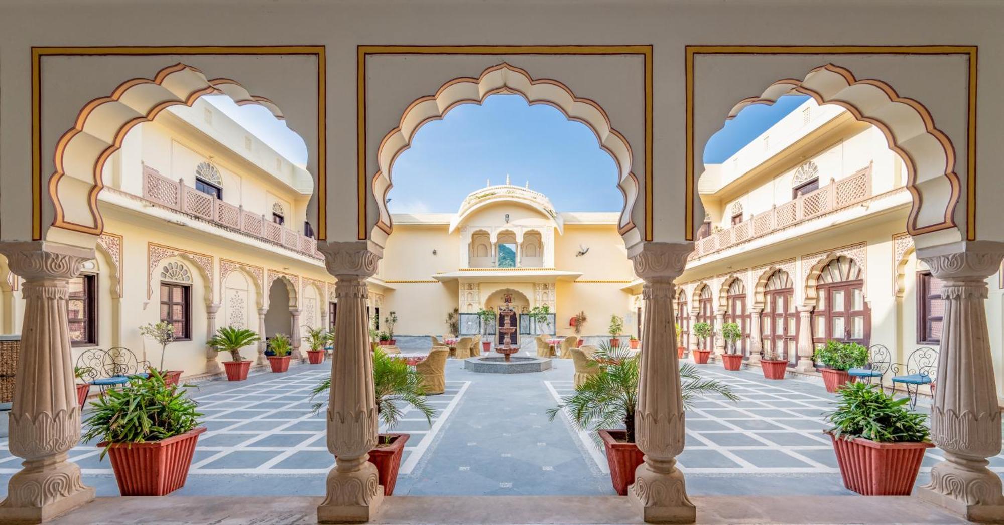 Dhulagarh Heritage Palace Hotel Near Jaipur Bānskhoh Exterior photo