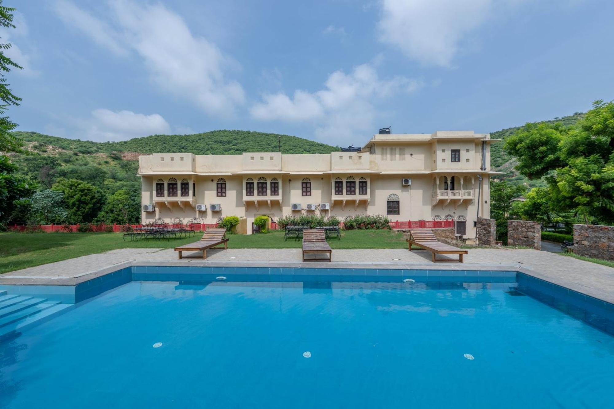 Dhulagarh Heritage Palace Hotel Near Jaipur Bānskhoh Exterior photo