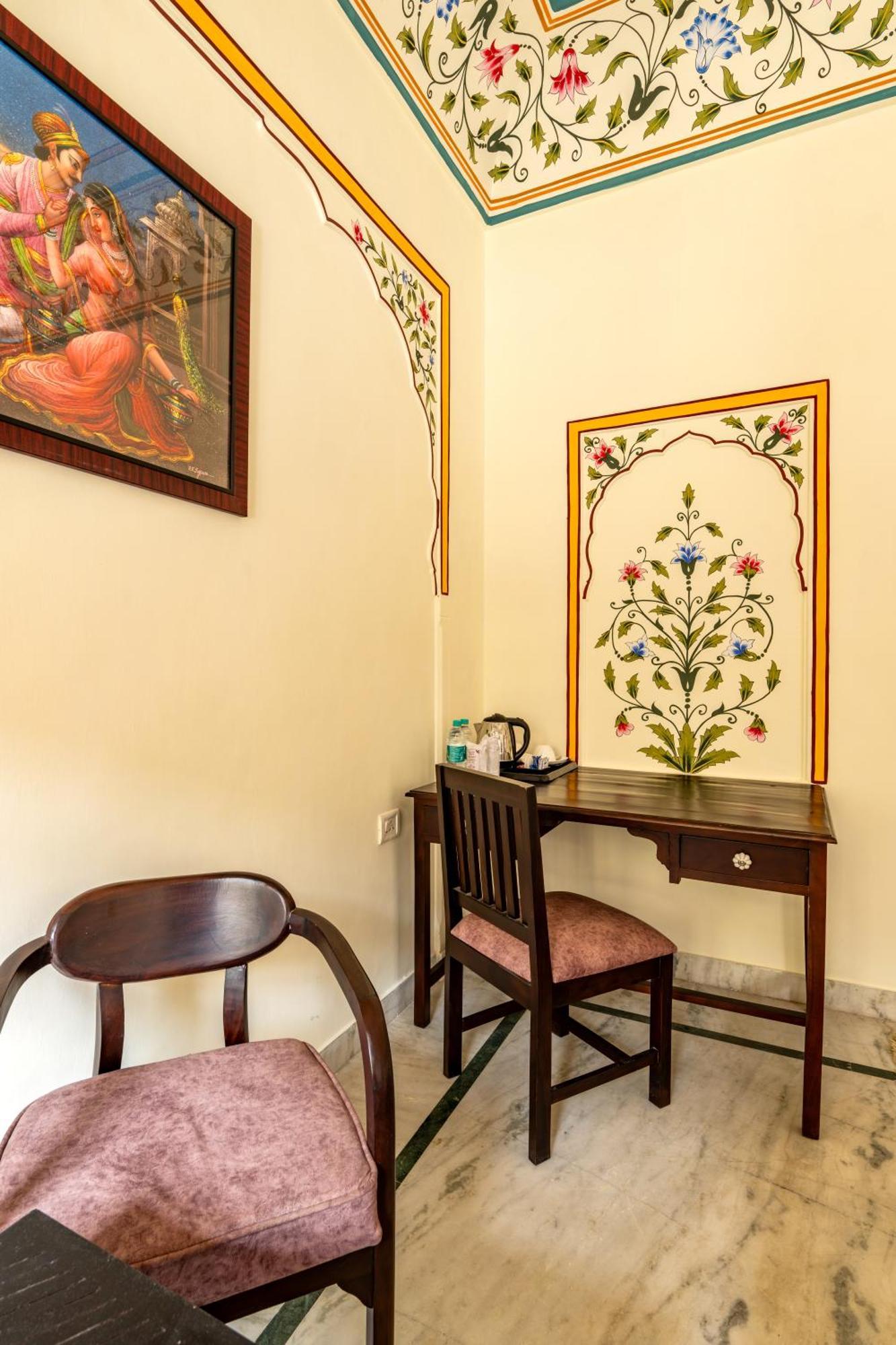 Dhulagarh Heritage Palace Hotel Near Jaipur Bānskhoh Exterior photo